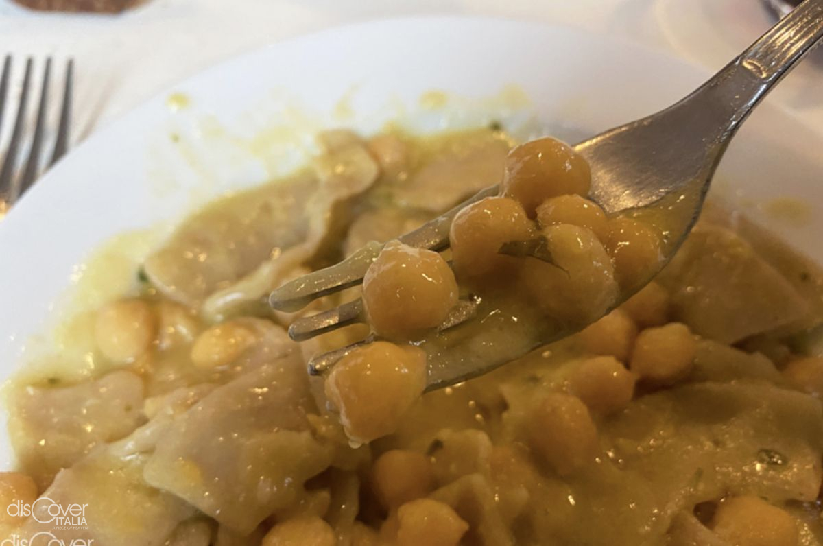 Lagane pasta and chickpeas