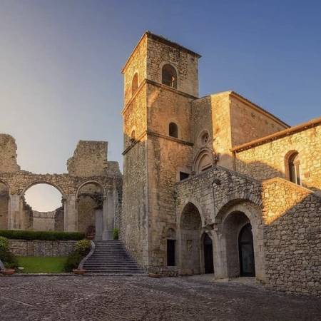 S. ANGELO DEI LOMBARDI - Goleto Abbey